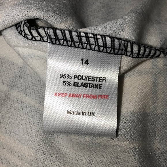 PrettyLittleThing Yellow & Black Checkered Skirt - Picture 4 of 5